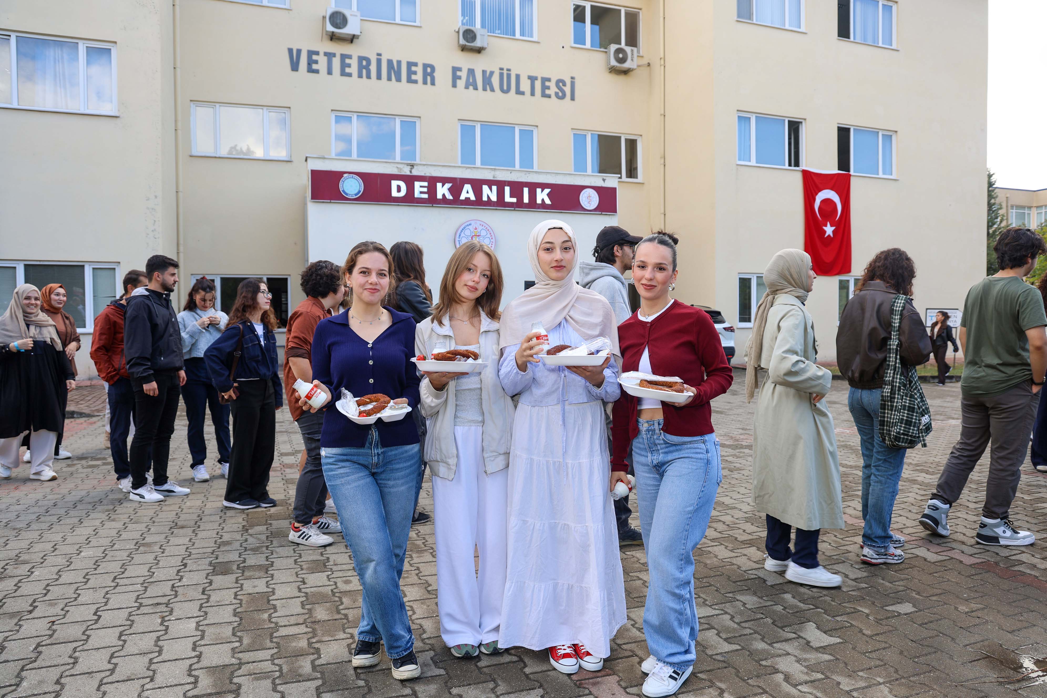 Geleceğin veteriner hekimlerine “Hoş Geldin” programı